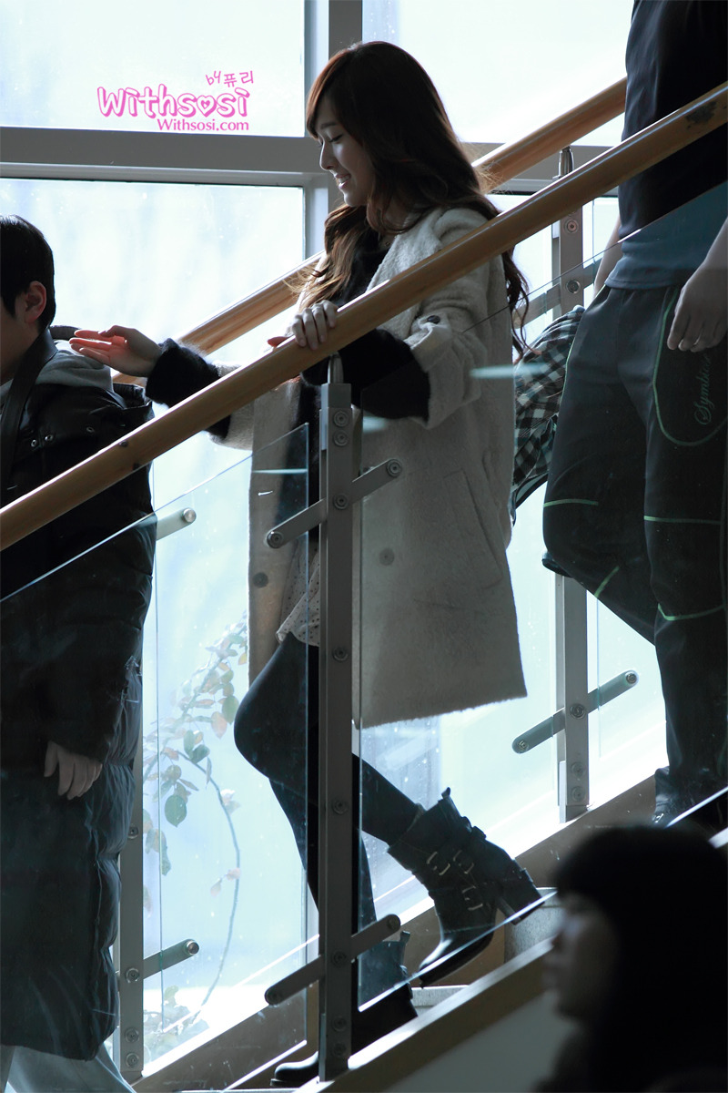 [OTHER][20-01-2012]Jessica tại trường quay của bộ phim "Wild Romance" - Page 16 11611A3B4F33B4EC0F2C66