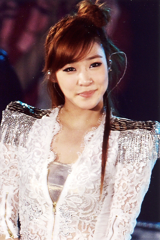 [PIC+VID+GIF][3-2-2012] *♫♥♫* Mushroom's HOUSE *♫♥♫* We're FANYTASTIC *♫♥♫* The Sharing Center *♫♥♫* - Page 28 173703464DEDF8A120BF6E