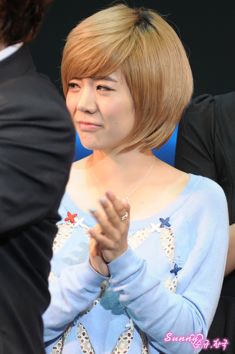 [OTHER][12-06-2012]Selca mới nhất của Sunny và Park Kwang Hyun tại hậu trường "Catch Me If You Can"  - Page 14 17763E444FD5E940171AC3