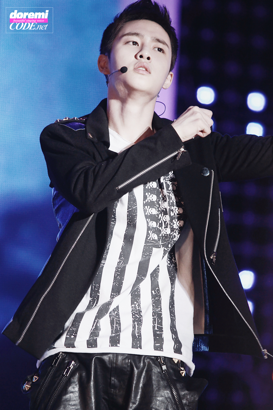 120613 D.O @ KBS Big Anniversary Concert 18554C374FD9B2C7056F6A