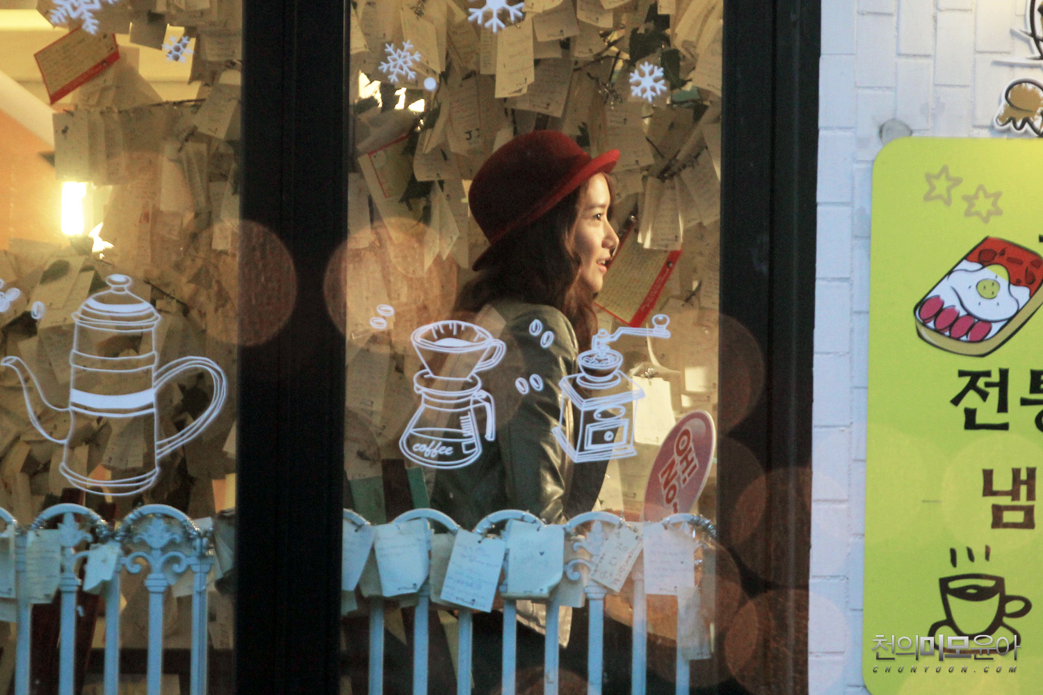 [OTHER][31-12-2011]YoonA tại trường quay của bộ phim " Love Rain " - Page 21 1856754B4F7F1F0916601A