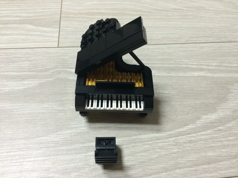 28-lego-grand-piano-stick-tumbler