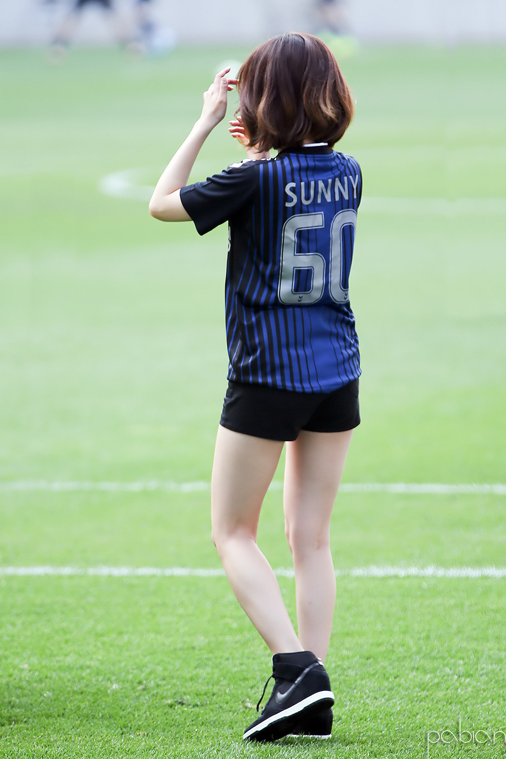[PIC][22-05-2016]Sunny tham dự sự kiện "Shinhan Bank Vietnam & Korea Festival"  tại SVĐ Incheon Football Stadium vào hôm nay 2412893B5742EB3A1C1D61