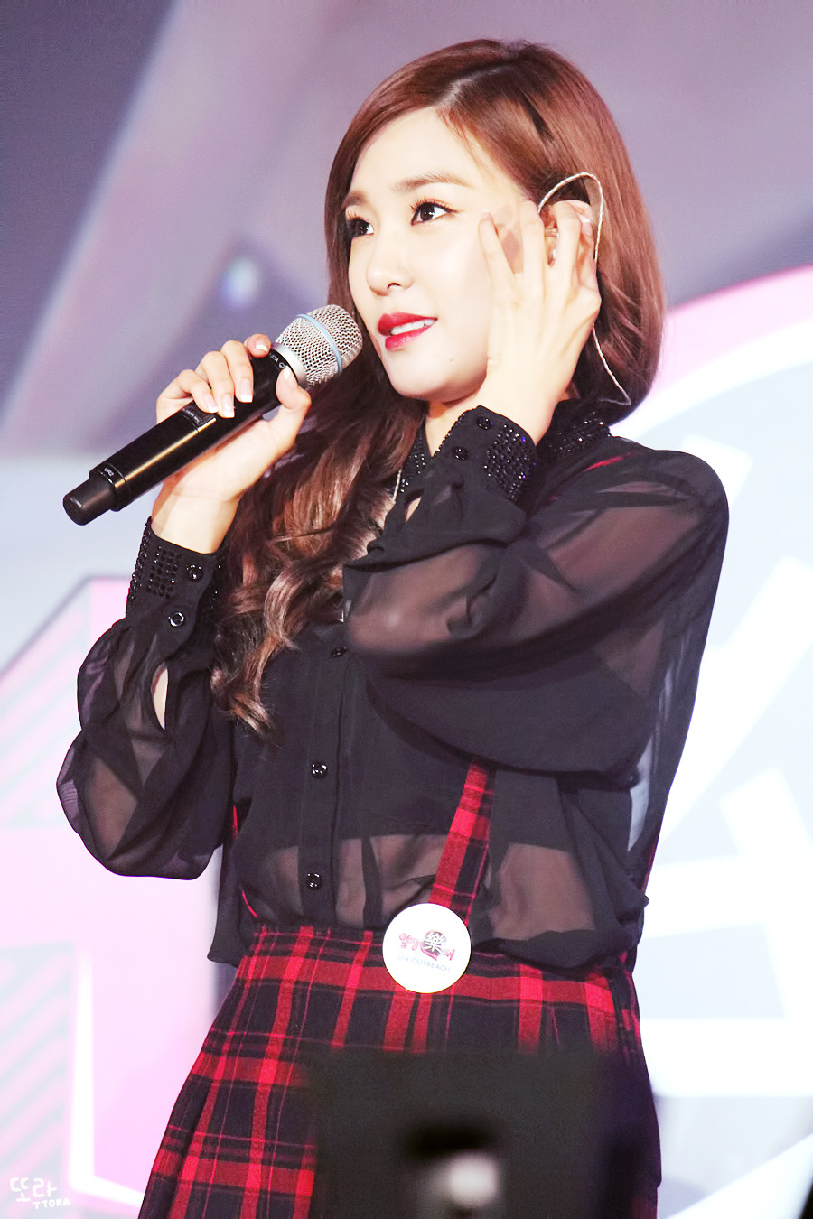 [PIC][11-11-2014]TaeTiSeo biểu diễn tại "Passion Concert 2014" ở Seoul Jamsil Gymnasium vào tối nay - Page 5 241C67455467380601ADEC