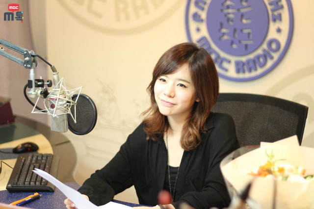 [OTHER][06-05-2014]Hình ảnh mới nhất từ DJ Sunny tại Radio MBC FM4U - "FM Date" 254083425371ACB80CF0D6