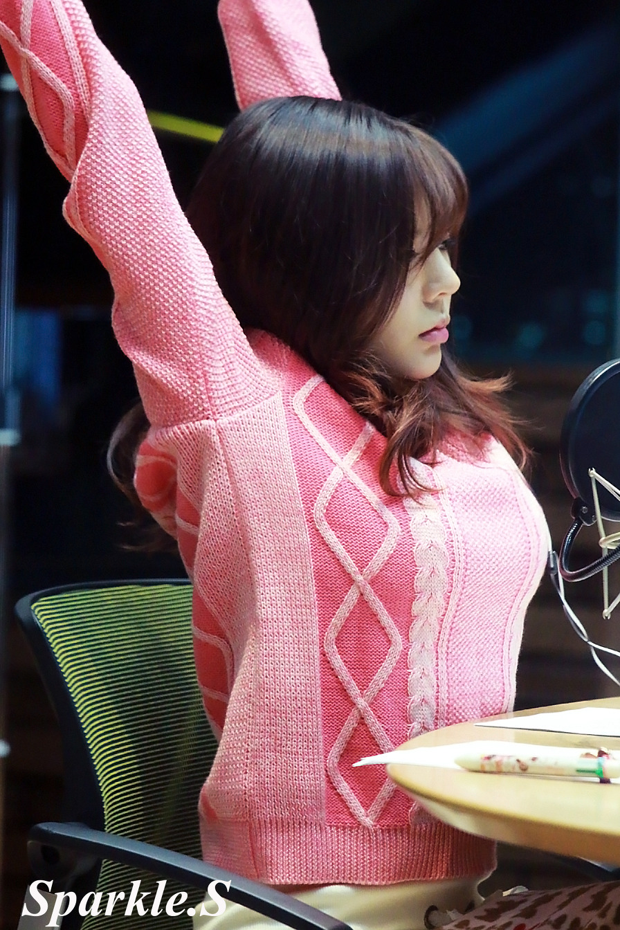 [OTHER][06-02-2015]Hình ảnh mới nhất từ DJ Sunny tại Radio MBC FM4U - "FM Date" - Page 6 26572B3B551C35D5122ACE