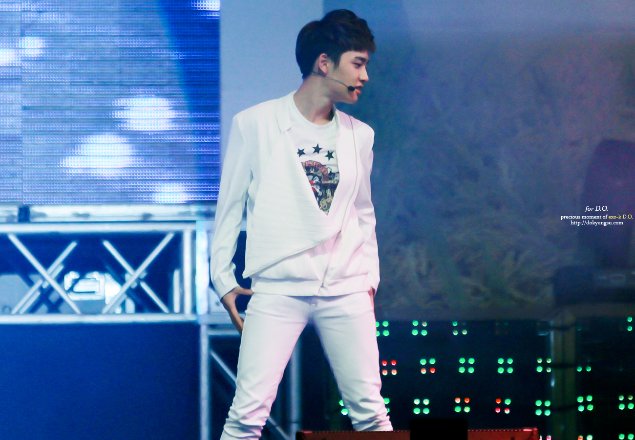 120823 D.O @ Rice Farms Korea National Festival 117C88465037A7D01D56BD