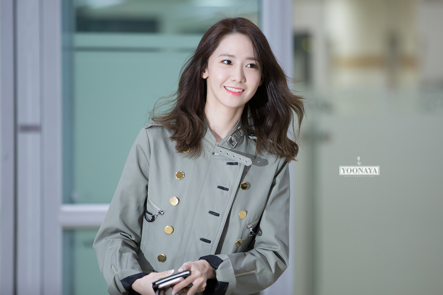 [PIC][23-04-2016]YoonA trở về Hàn Quốc vào chiều nay 222A7C3D57D27BEC1AC754