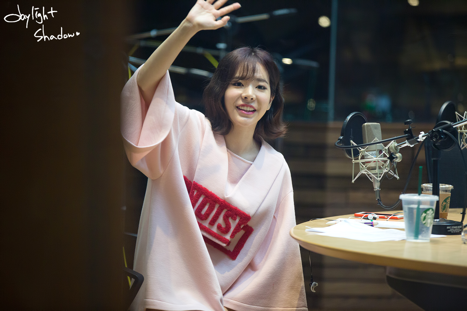 [OTHER][06-02-2015]Hình ảnh mới nhất từ DJ Sunny tại Radio MBC FM4U - "FM Date" - Page 31 251EA742566DD0DB0D3643