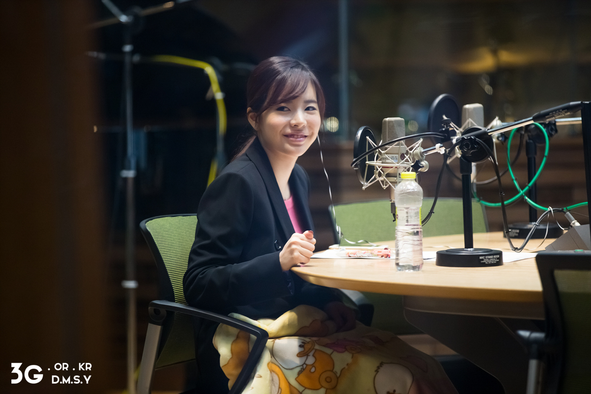[OTHER][06-02-2015]Hình ảnh mới nhất từ DJ Sunny tại Radio MBC FM4U - "FM Date" - Page 8 261089365539E2CD1E069F